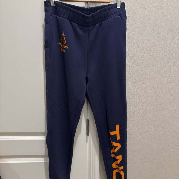 Her Universe Star Wars: The Clone Wars Ahsoka Tano Track Suit - Picture 2 of 4